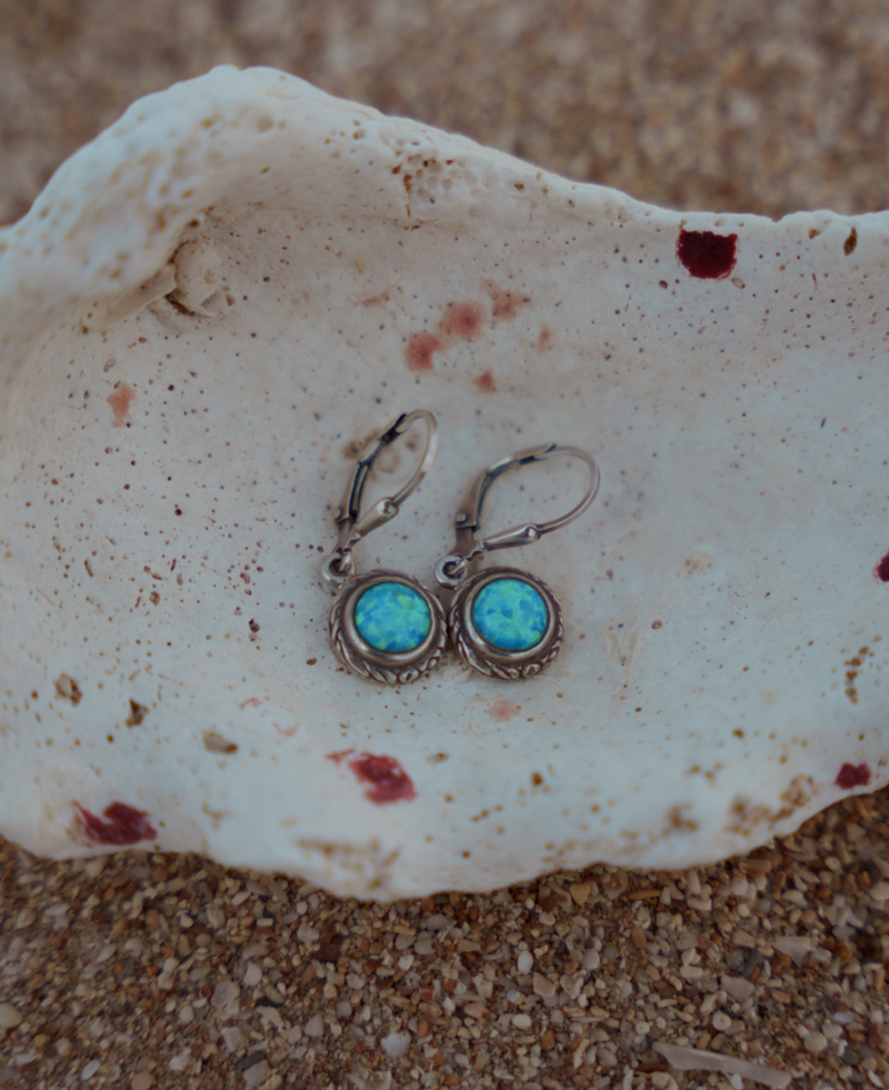 Atoll Clasp Earring - .925 & Blue